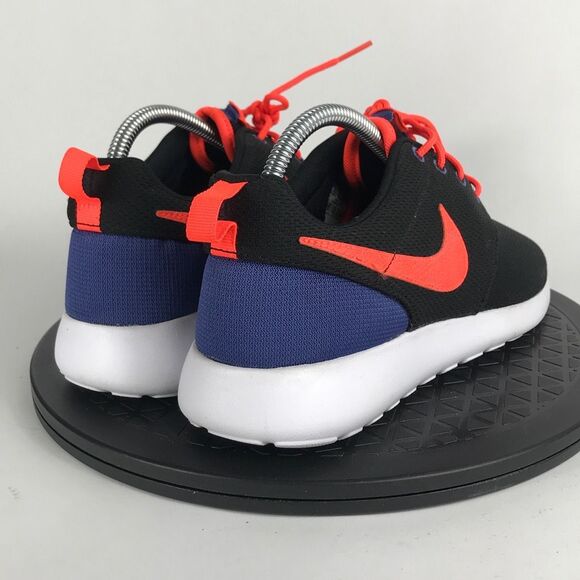Nike Roshe One Black Athletic Running Shoes 599728-029 Women’s Size 8.5 (7Y) - Picture 5 of 12